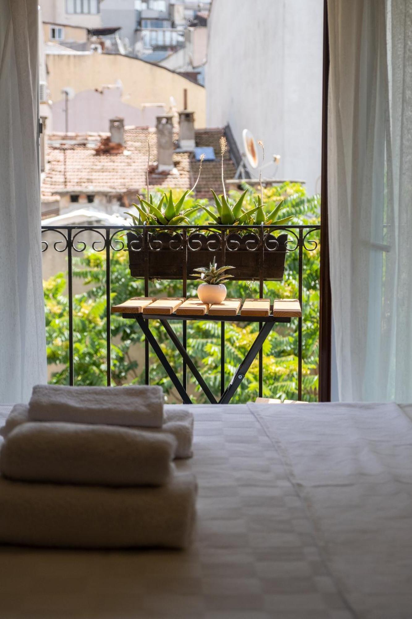 Otel La Perla 3*